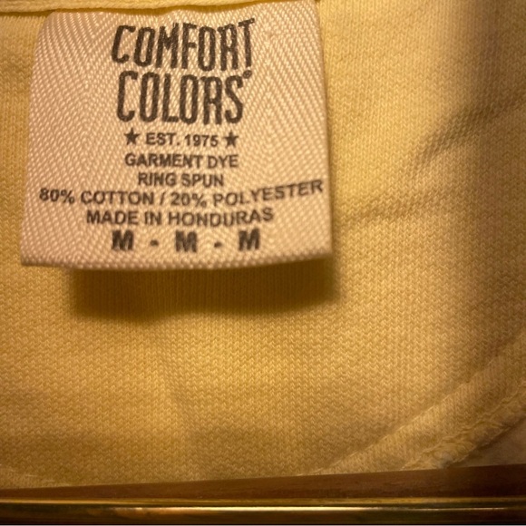 Comfort Colors Men's Crewneck Sweatshirt in Butter Yellow - Picture 3 of 3
